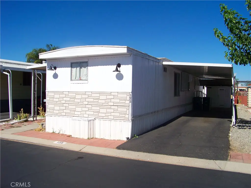 575 S Lyon #125, Hemet, CA 92543 - #1