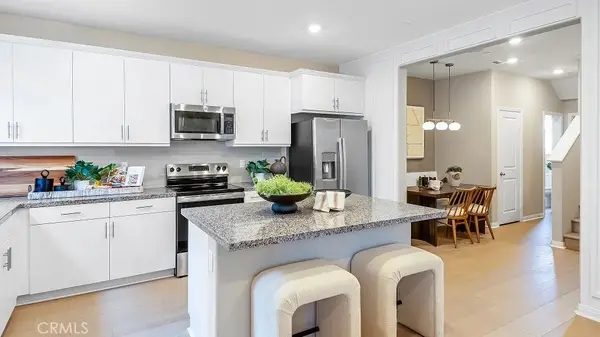 1743 Phantom Lane, Rialto, CA 92376