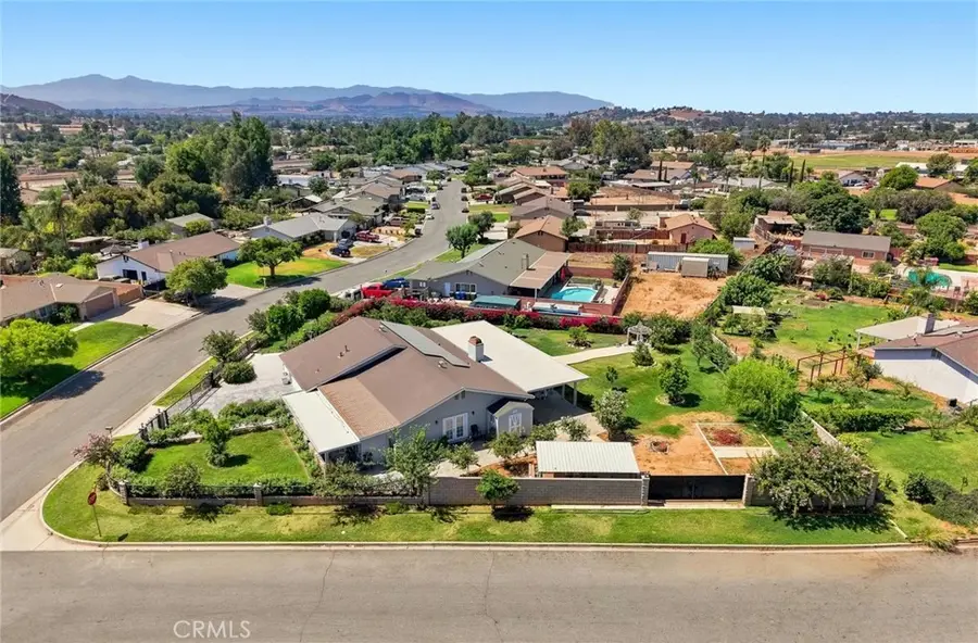 8326 Saddle Creek Drive, Jurupa Valley, CA 92509 - #2