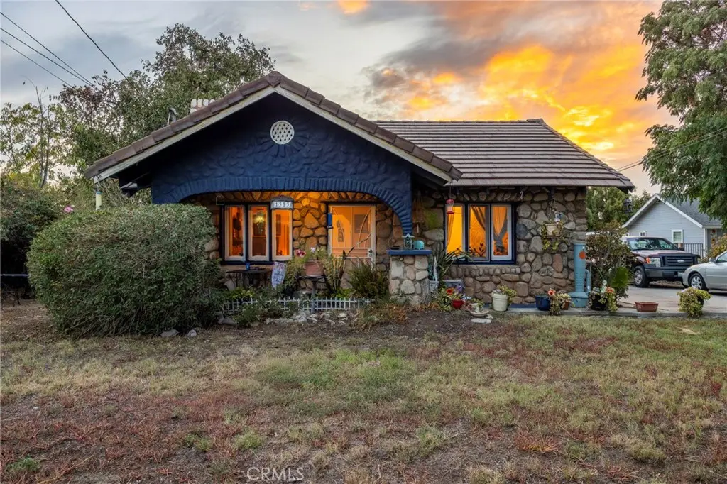 1353 E Turquoise Avenue, Mentone, CA 92359 - #1