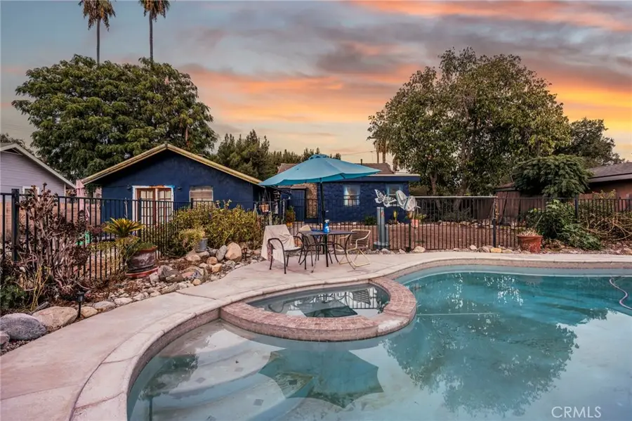 1353 E Turquoise Avenue, Mentone, CA 92359 - #2