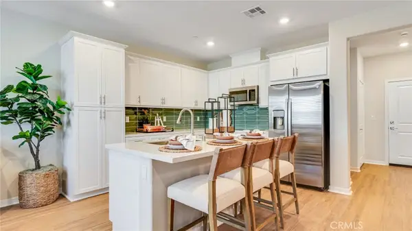 2891 E Amberley Privado, Ontario, CA 91762