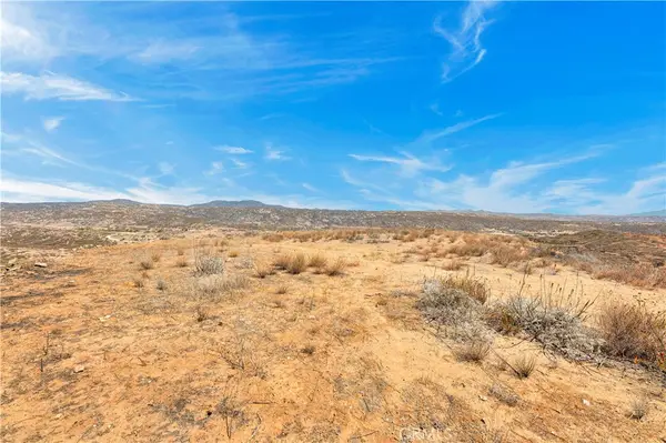 0 Silver Springs, Hemet, CA 92544