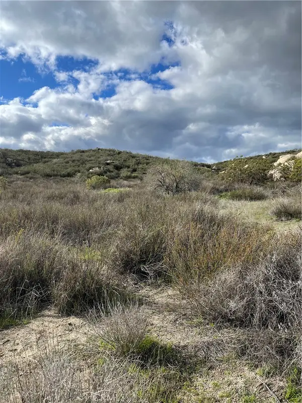 44926 Benton Road, Hemet, CA 92544