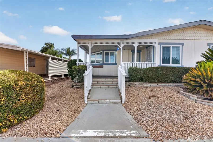 564 De Soto Drive, Hemet, CA 92543 - #3