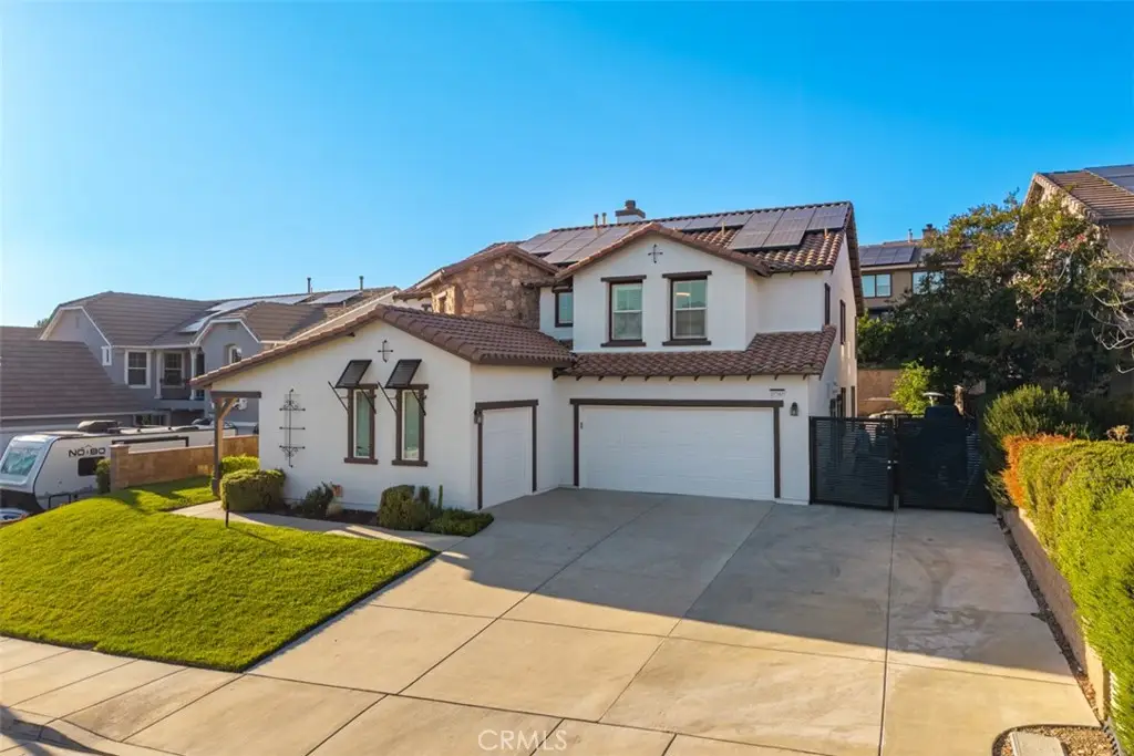 27367 Pinyon, Murrieta, CA 92562 - #1