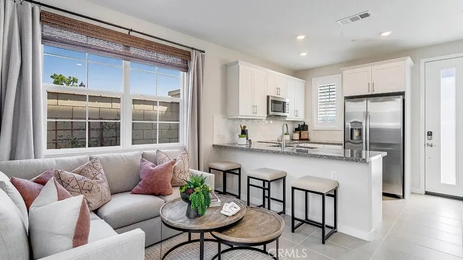 4552 S Forsyth Paseo, Ontario, CA 91762 - #1