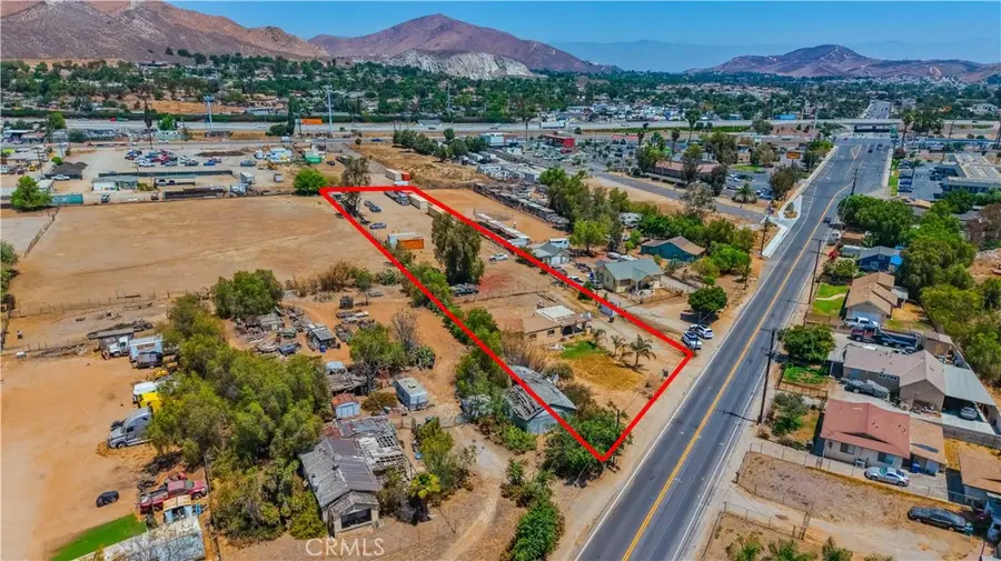 7081 Valley Way, Jurupa Valley, CA 92509 - #2
