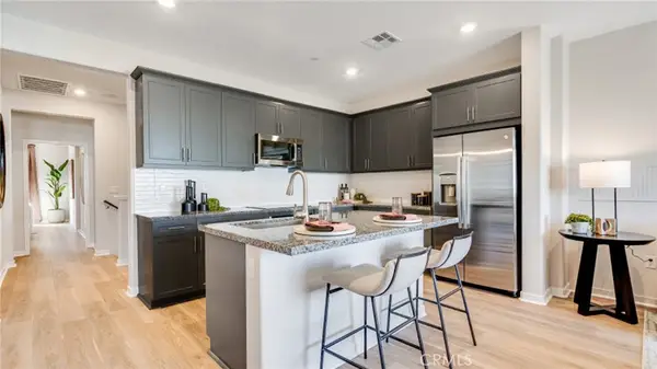 2877 E Amberley Privado, Ontario, CA 91762