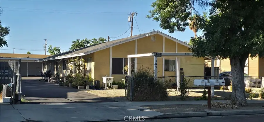 167 N Columbia, Hemet, CA 92544 - #2
