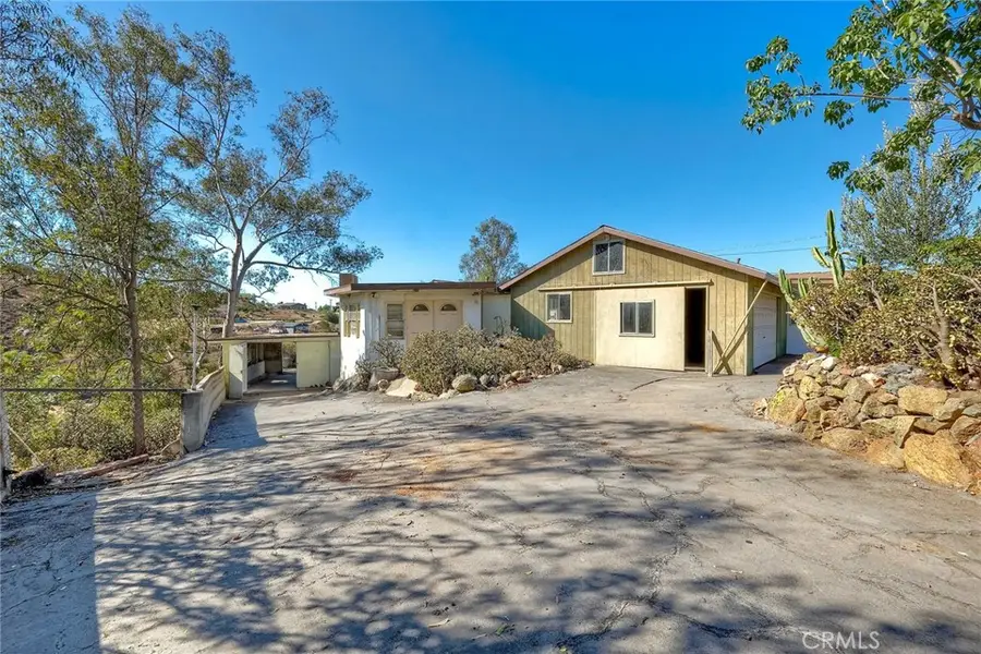 9377 Crest, Spring Valley, CA 91977 - #2