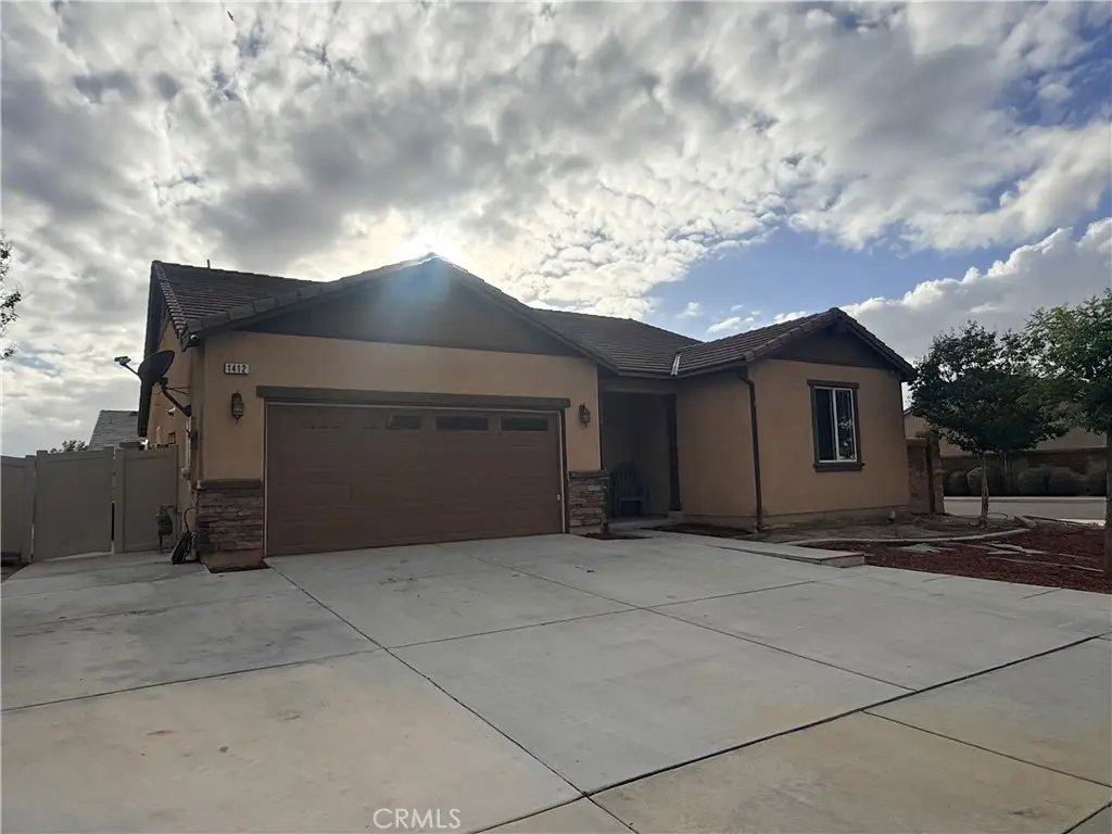 1412 Chardonnay, San Jacinto, CA 92582 - #1