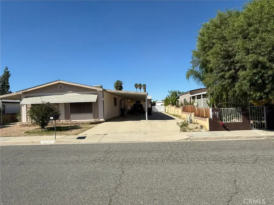 217 Flora Vista, San Jacinto, CA 92582 - #3