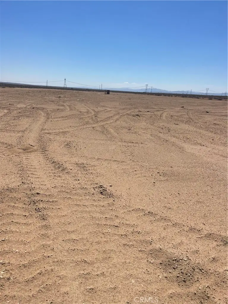 7806 Arapahoe Road, Adelanto, CA 92301 - Image #2