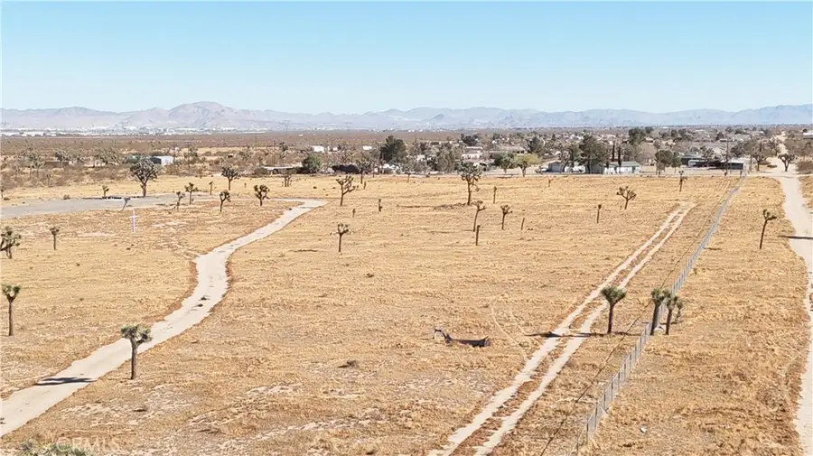 14326 Manada Road, Phelan, CA 92371 - Image #2