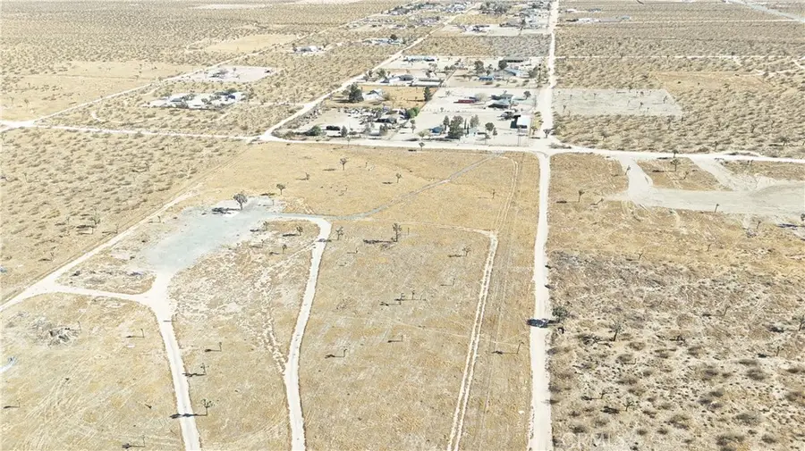 14326 Manada Road, Phelan, CA 92371 - Image #3