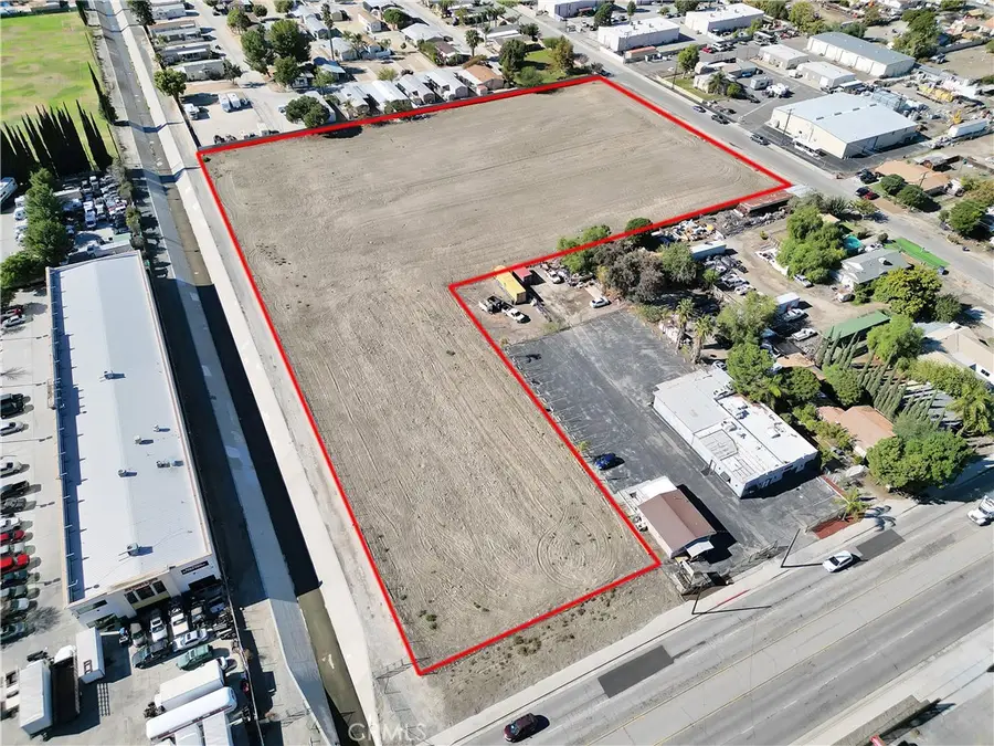 1060 S State Street, San Jacinto, CA 92583 - Image #2