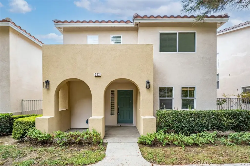 202 Cancion Way, Los Angeles, CA 90033 - Image #1