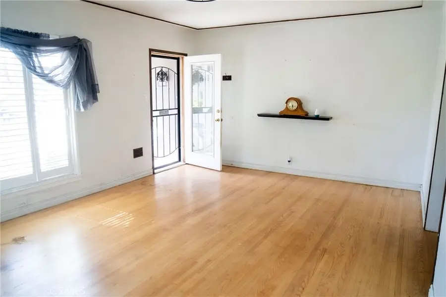 163 E Scott, Long Beach, CA 90805 - Image #2