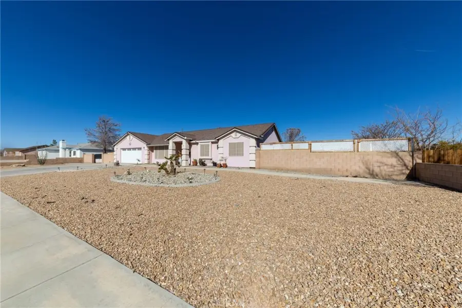 22444 Hurons, Apple Valley, CA 92307 - Image #3