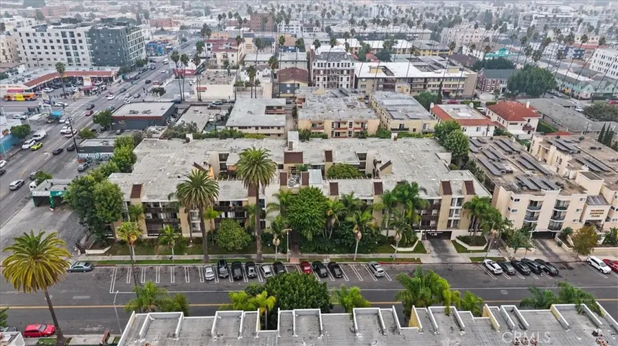 320 S Ardmore, Los Angeles, CA 90020 - #2