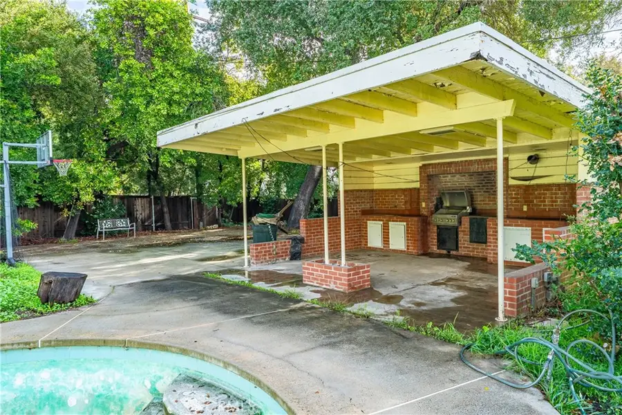 1210 Rodeo Road, Arcadia, CA 91006 - Image #2