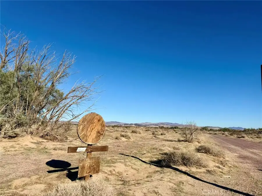 32467 Lakeview, Newberry Springs, CA 92365 - #3