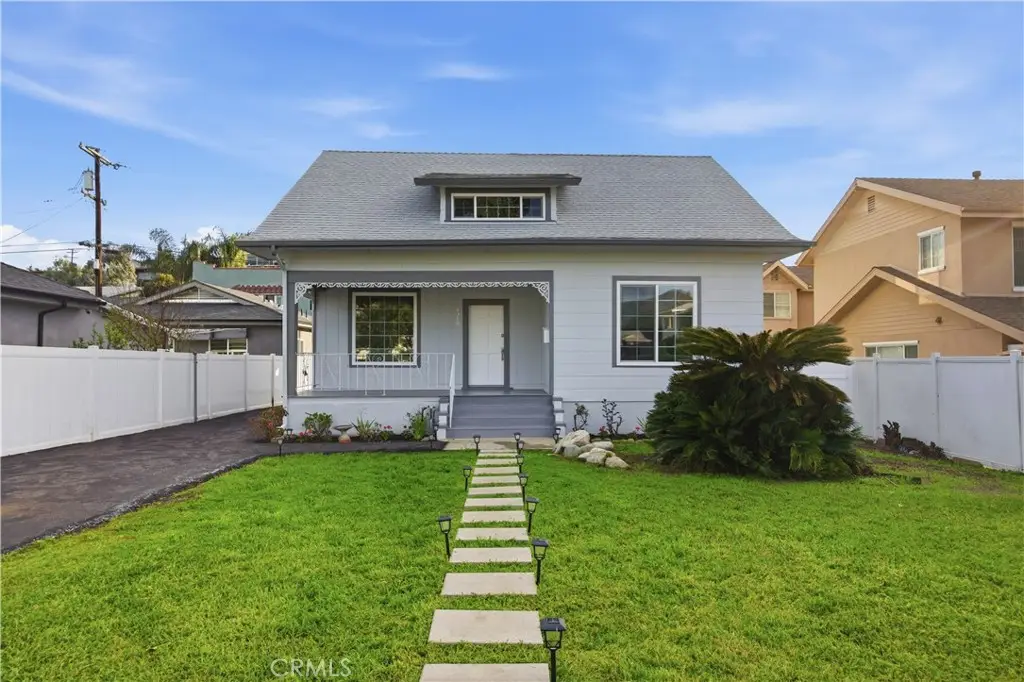1318 E Garfield, Glendale, CA 91205 - #1