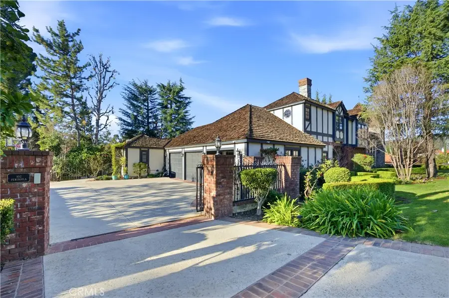 852 Peninsula Avenue, Claremont, CA 91711 - #3