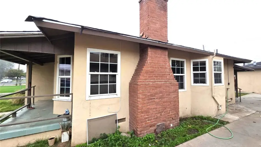 1706 Shamrock, Bakersfield, CA 93304 - #2