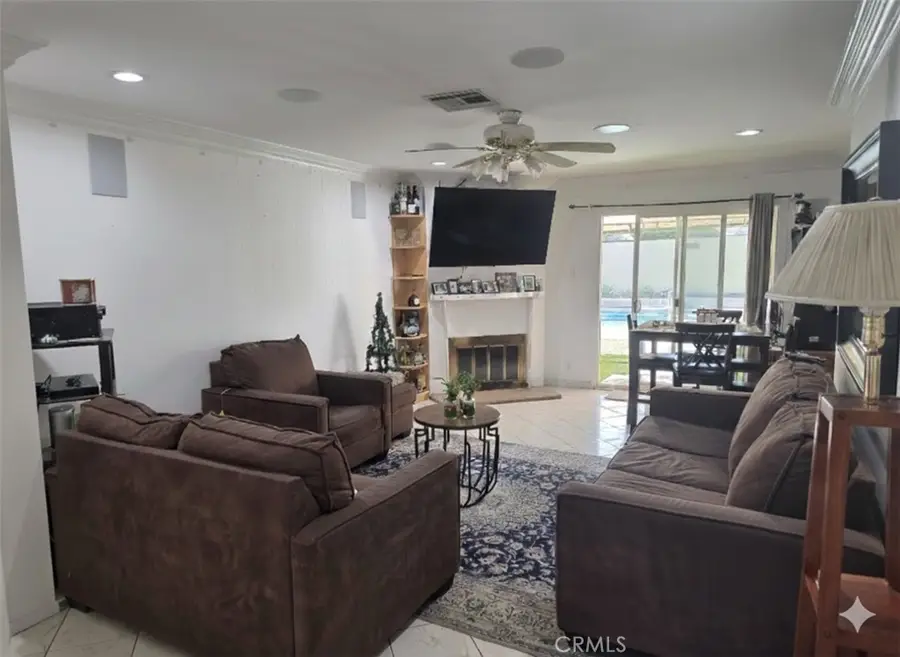 6435 Aldea Avenue, Van Nuys, CA 91406 - Image #3