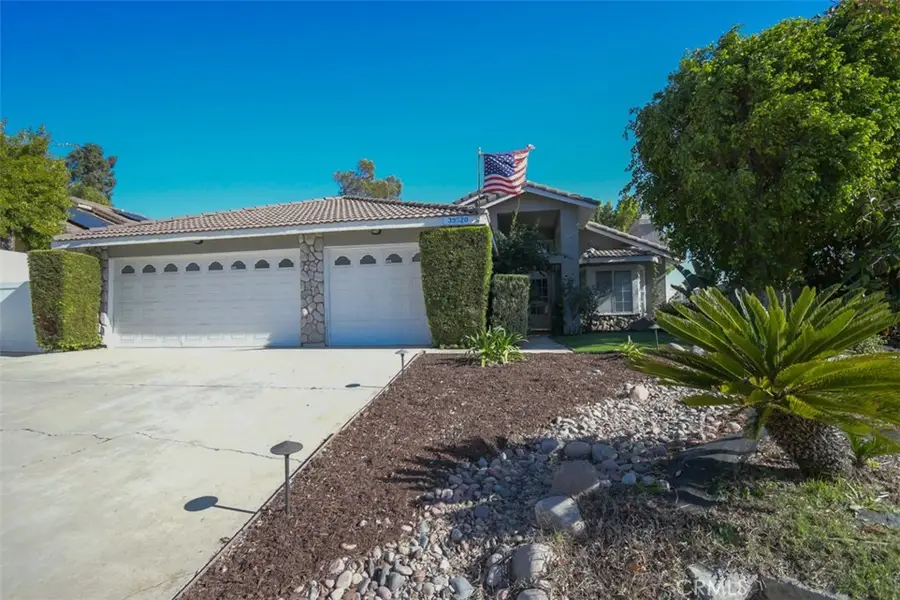 39520 Countryside, Murrieta, CA 92562 - Image #2