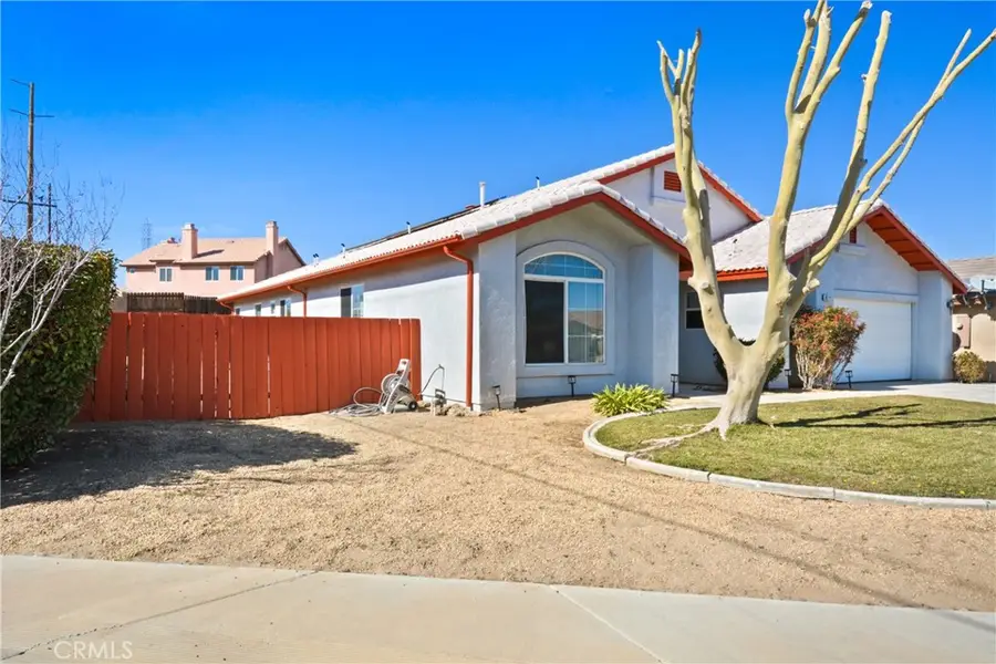8910 Newcastle, Hesperia, CA 92344 - #2