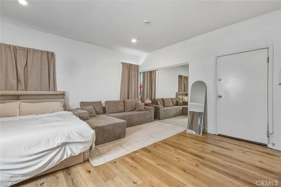 1136 Arapahoe, Los Angeles, CA 90006 - #3