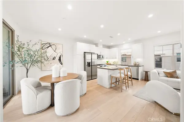 184 Elkhorn, Irvine, CA 92618