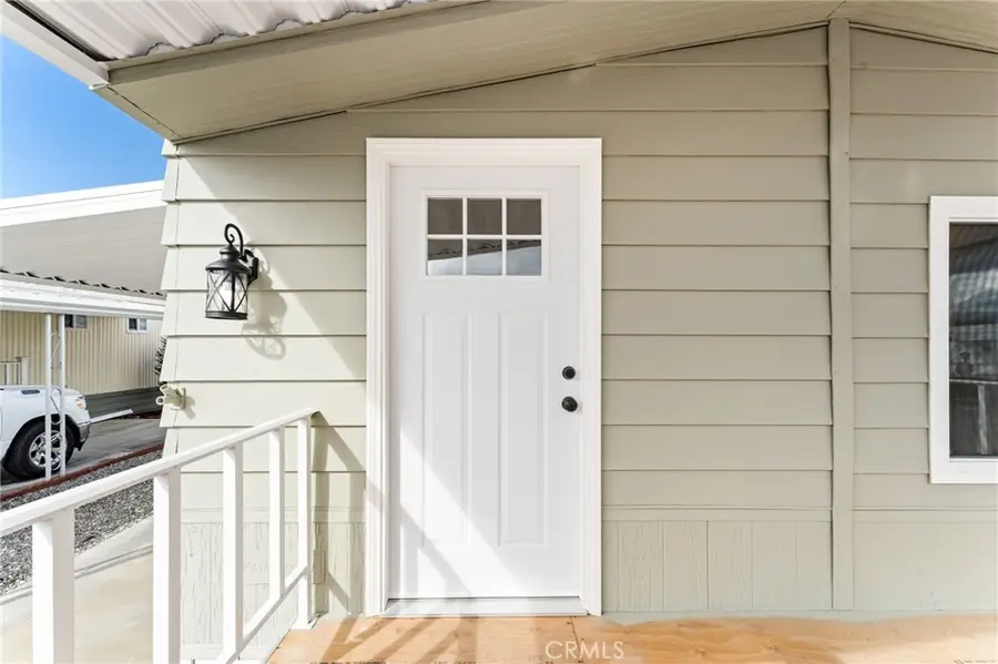 200 W San Bernardino Avenue #19, Rialto, CA 92376 - #3