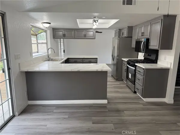 2435 W Broadway, Anaheim, CA 92804