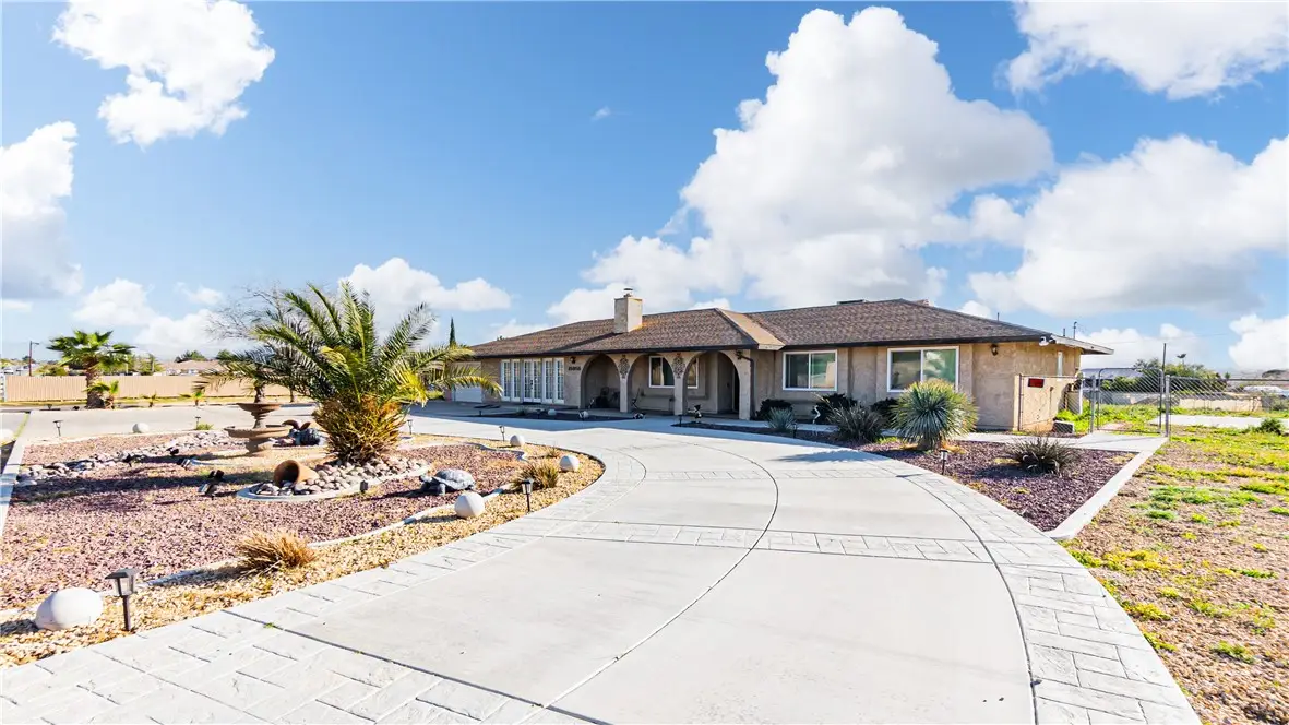 15358 Apple Valley, Apple Valley, CA 92307 - #1