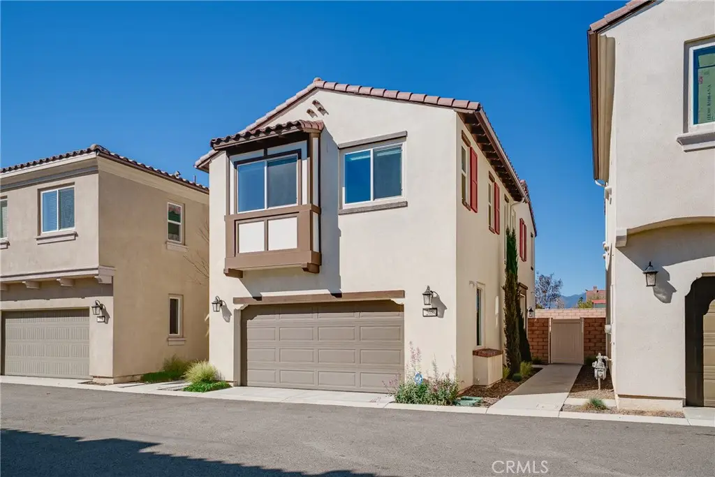 208 Bonita Ln, Rialto, CA 92376 - #1