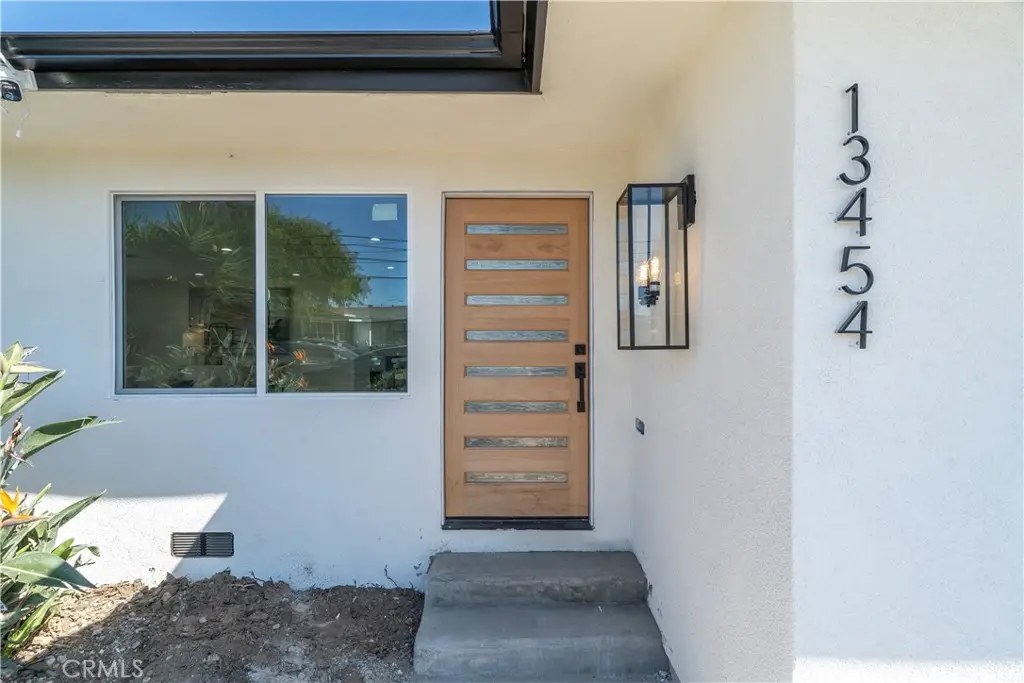 13454 Washington, Hawthorne, CA 90250 - #1