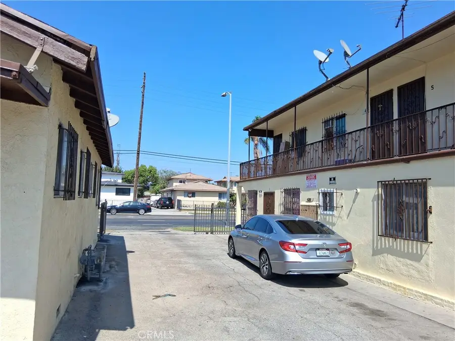 626 W Century, Los Angeles, CA 90044 - #3