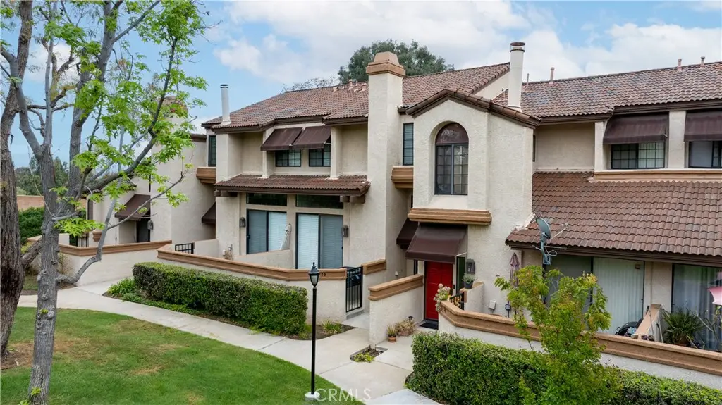29 Goldstar, Pomona, CA 91766 - #1