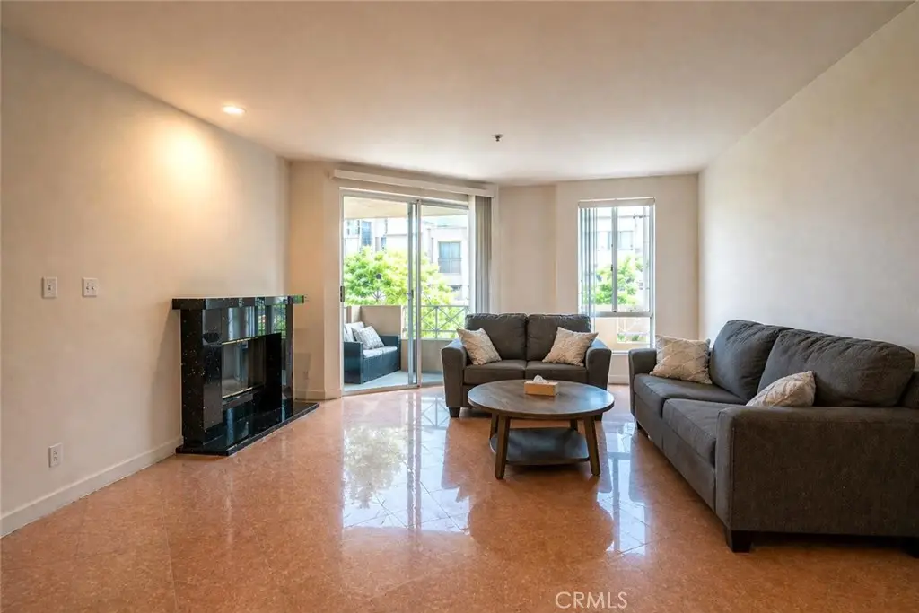 333 Westminster Avenue #304, Los Angeles, CA 90020 - #1