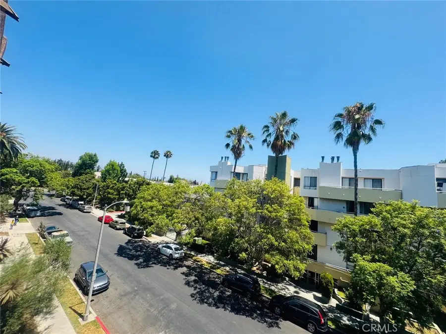 333 Westminster Avenue #304, Los Angeles, CA 90020 - #3