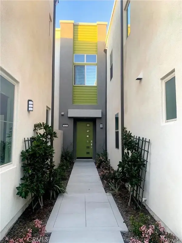 121 Terrapin, Irvine, CA 92618
