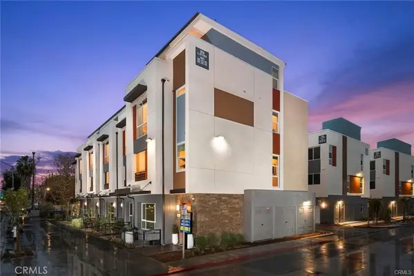 1816 E 1st #440, Santa Ana, CA 92705