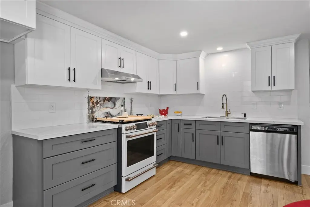 12121 Centralia #102, Lakewood, CA 90715 - #1
