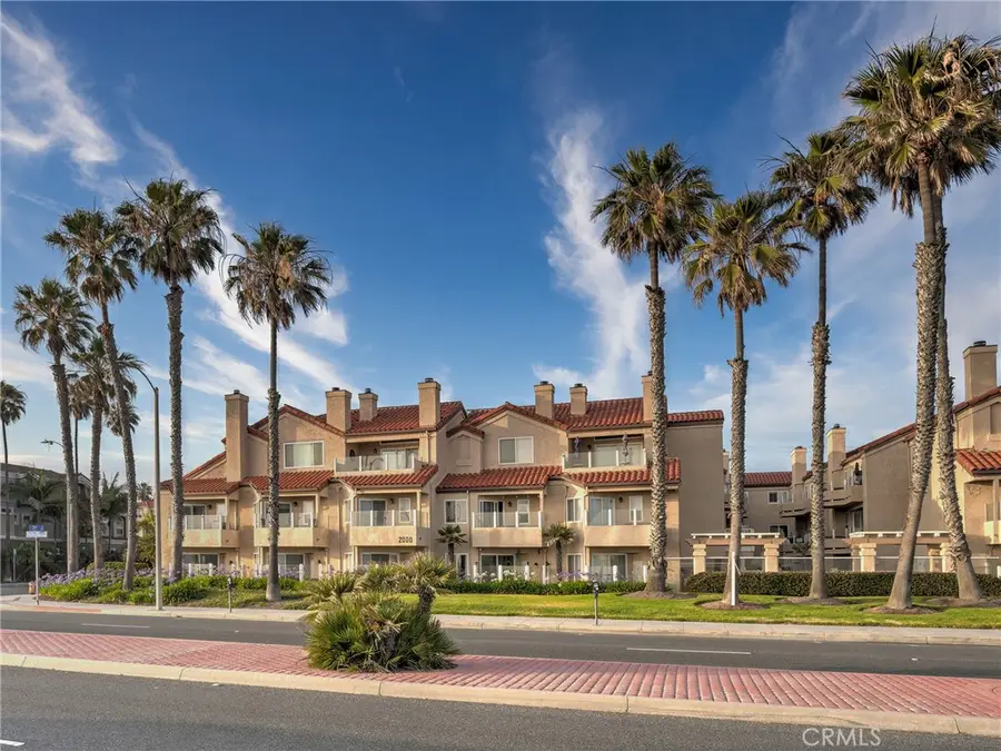 2000 Pacific Coast Highway #203, Huntington Beach, CA 92648 - #2