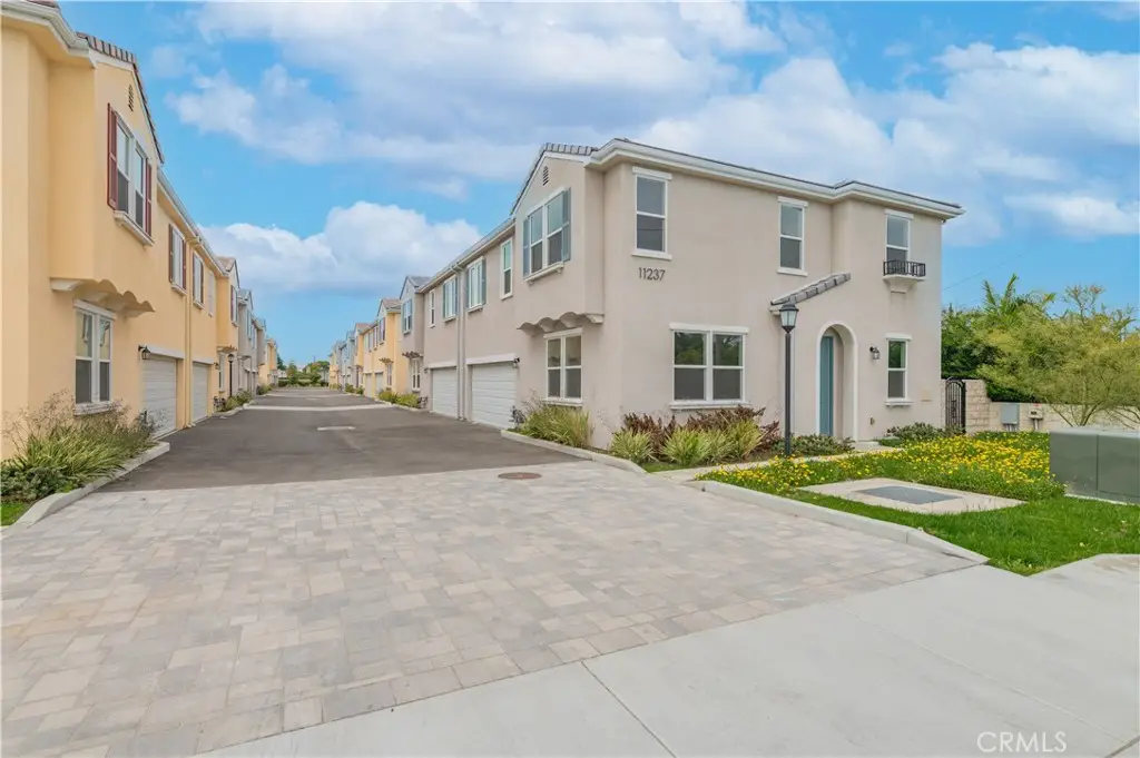 11237 Gladhill Road #5, Whittier, CA 90604 - #1