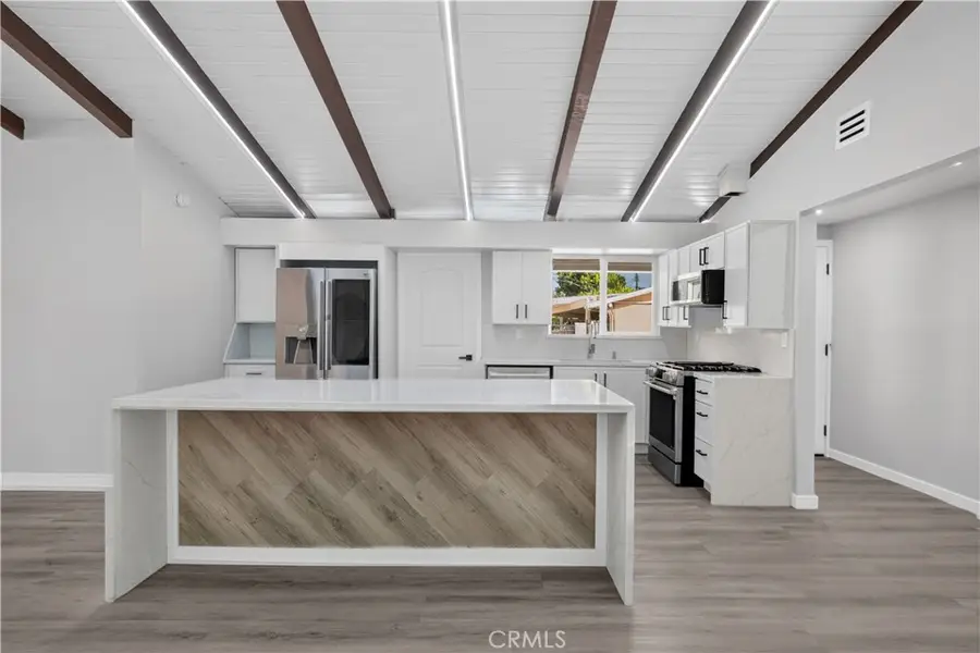 9336 Sophia Avenue, North Hills, CA 91343 - #3